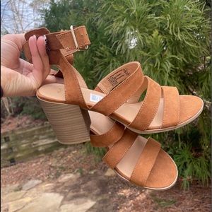 BRASH Block Heel Light Brown Sandals